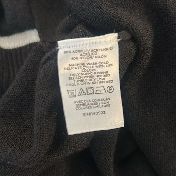LOFT Ann Taylor Black & White V-Neck Academia Classic Long Sleeve Sweater Size S - Picture 5 of 5